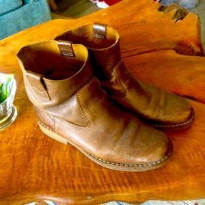 Roots ankle boots